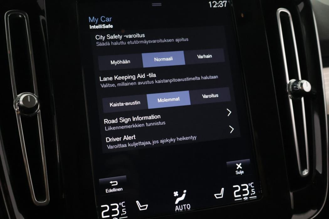 VOLVO XC40 2020