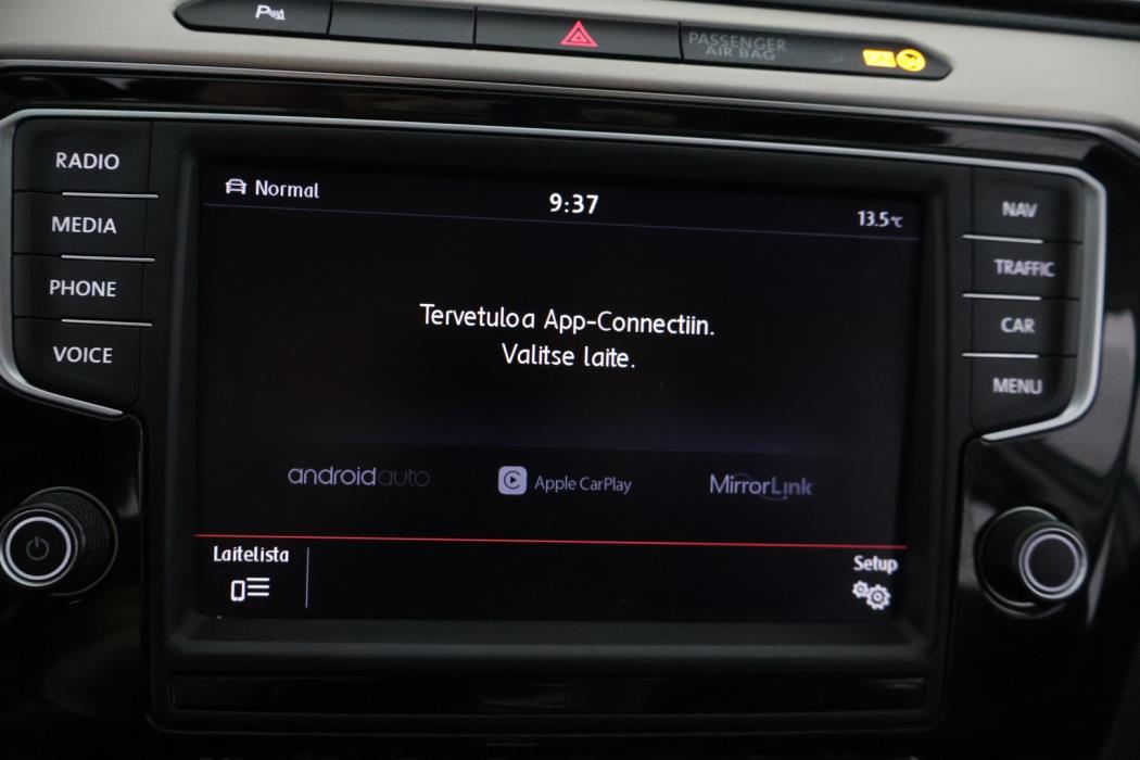 VOLKSWAGEN Passat 2016