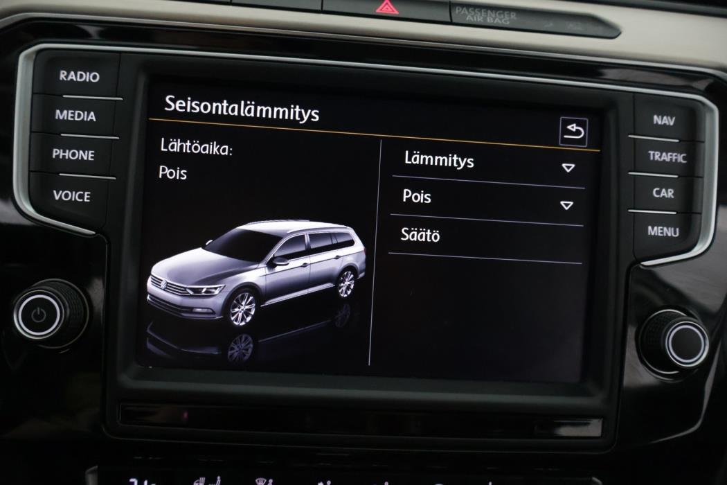 VOLKSWAGEN Passat 2016