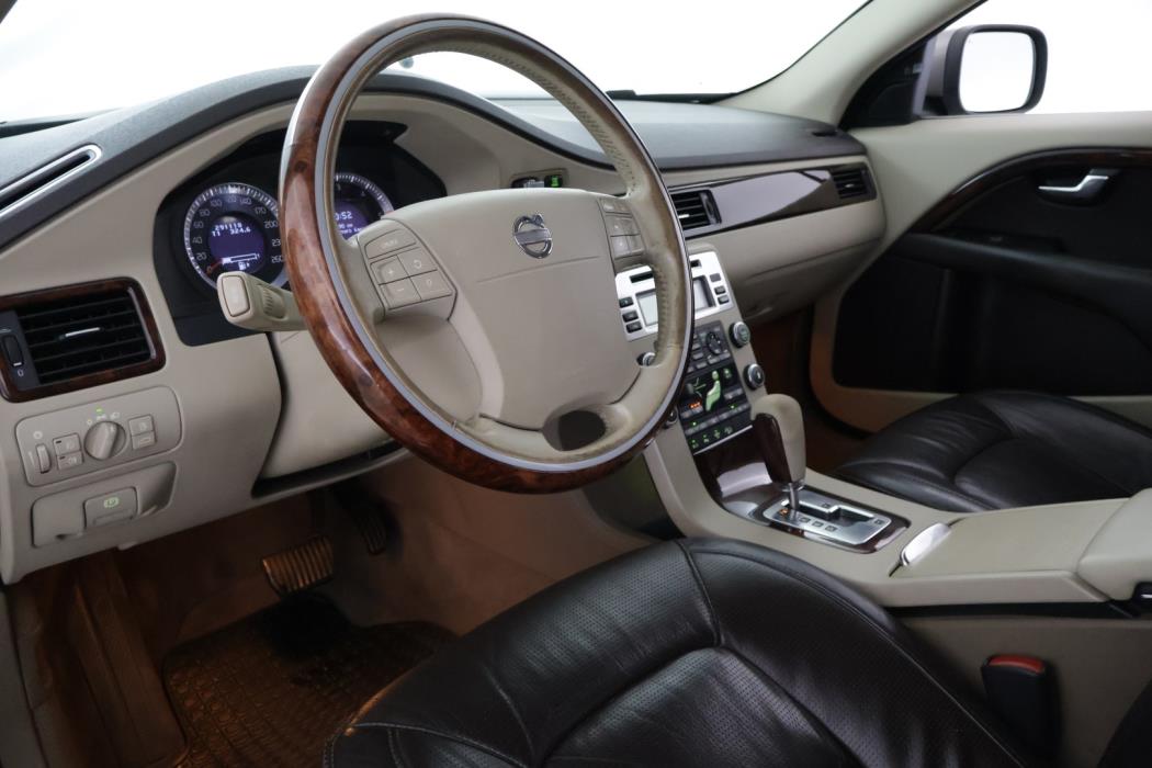 VOLVO XC70 2009