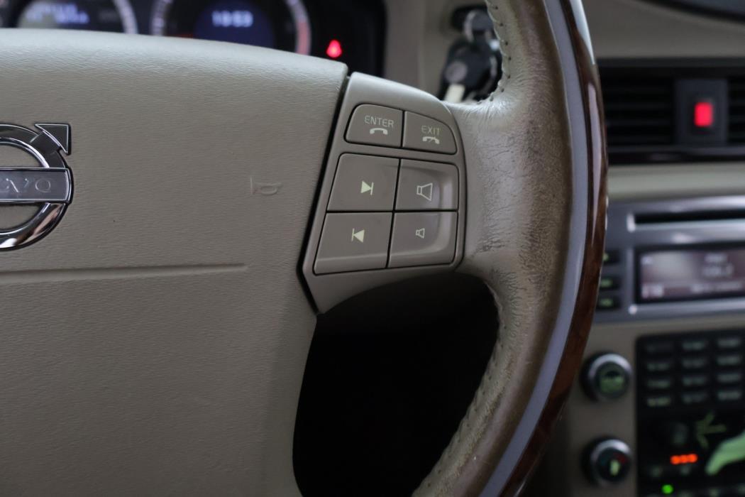 VOLVO XC70 2009