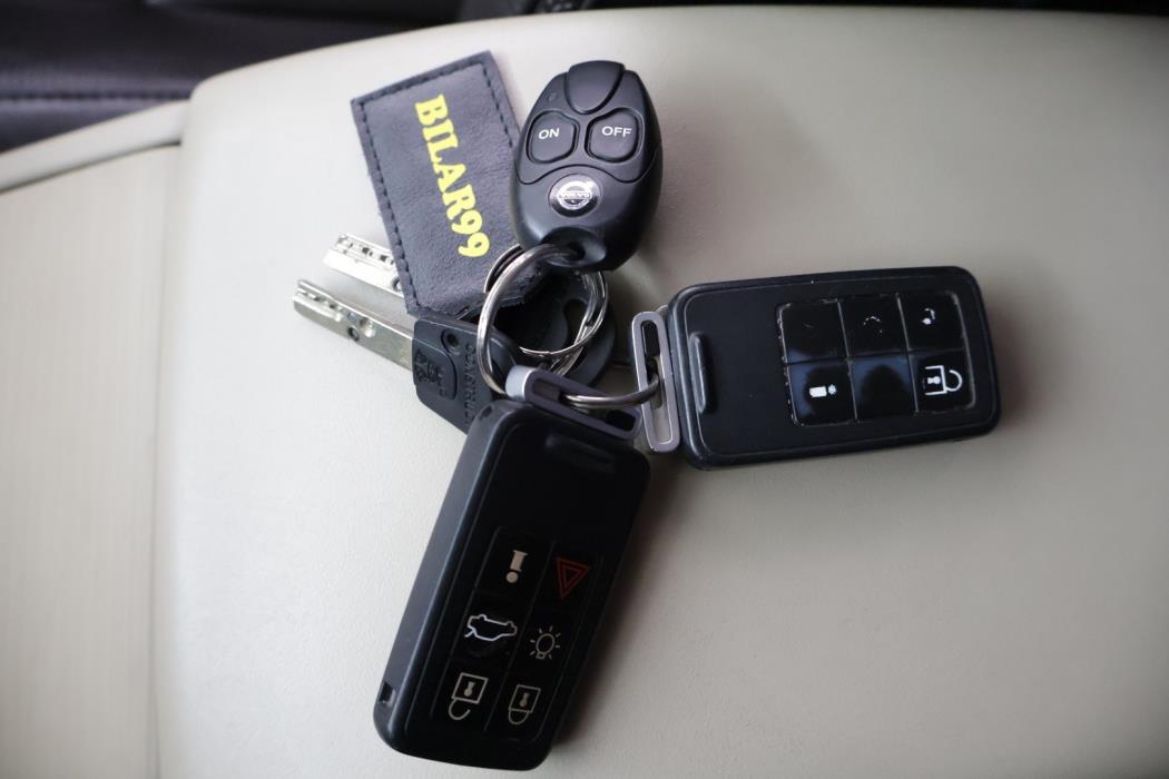 VOLVO XC70 2009