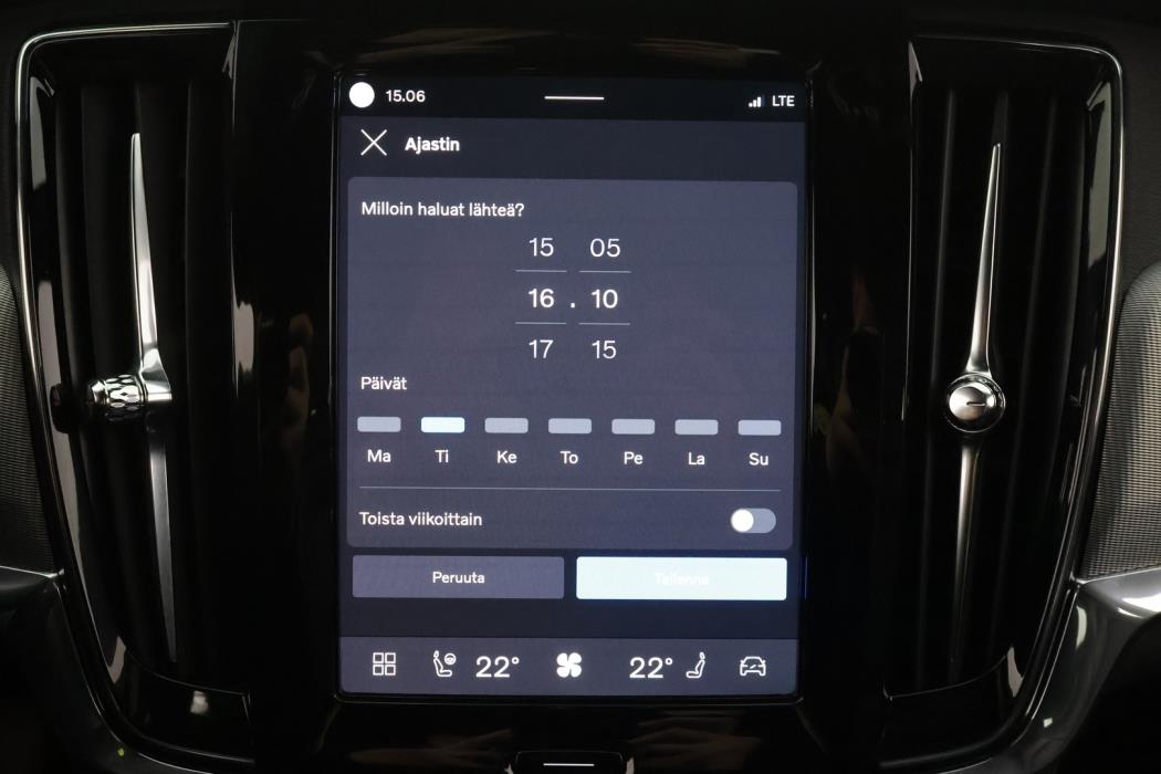 VOLVO V90 2023