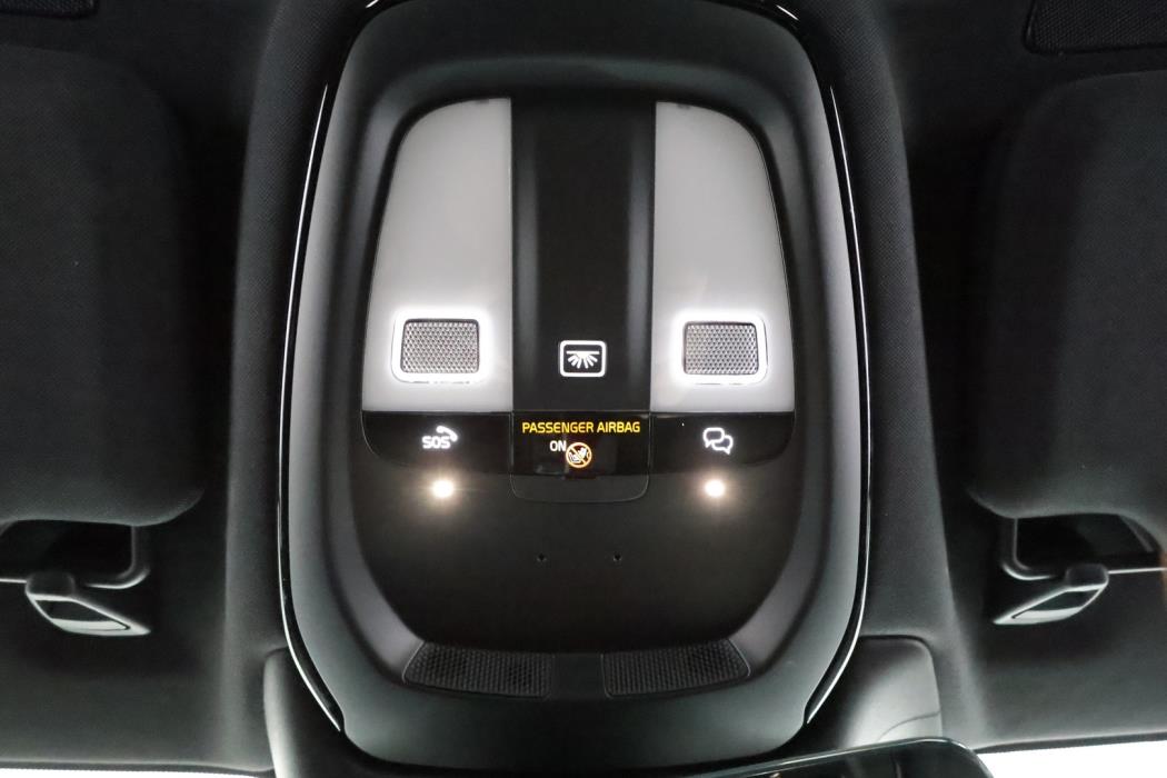 VOLVO V90 2023