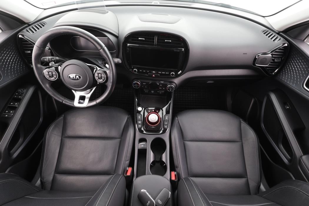 KIA E-SOUL 2021