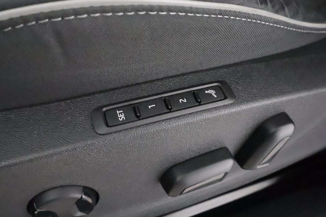 SKODA ENYAQ 2022