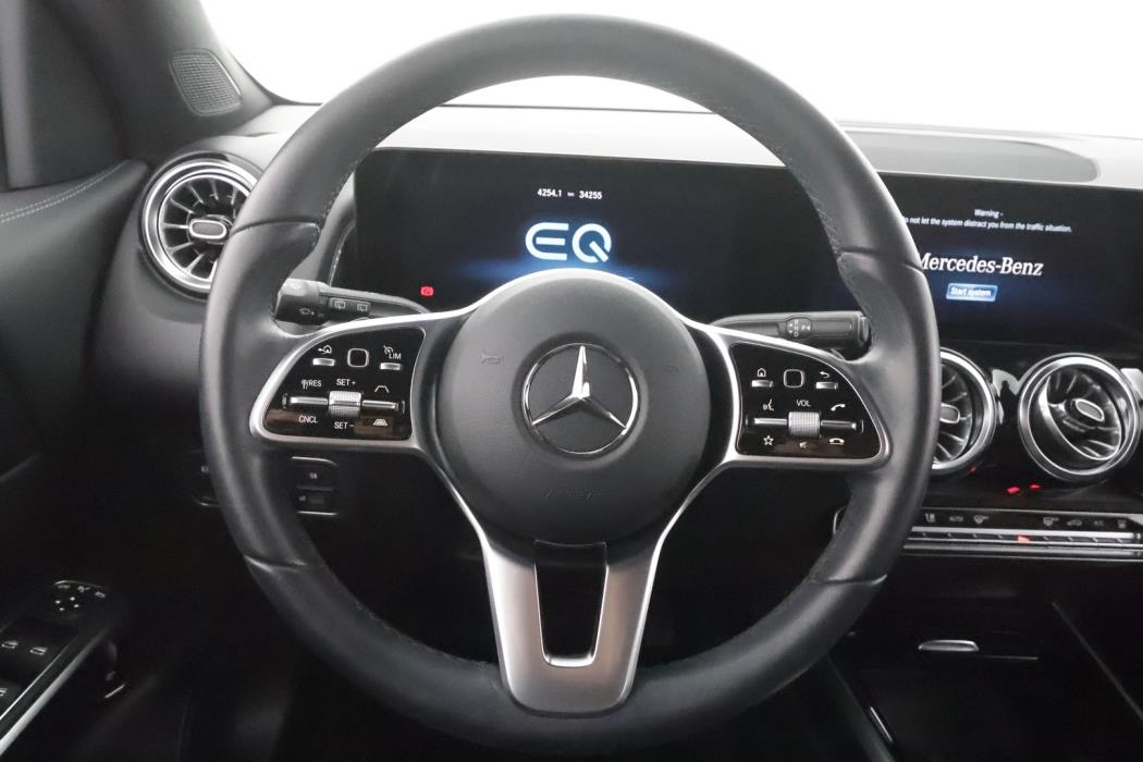 MERCEDES-BENZ EQB 2023