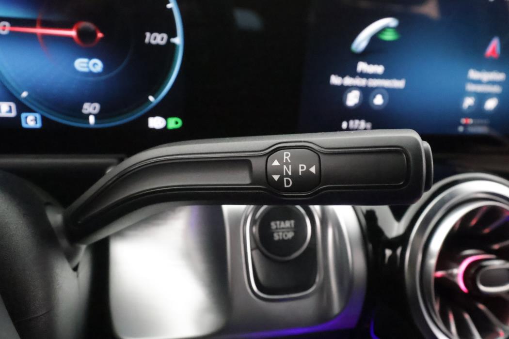 MERCEDES-BENZ EQB 2023