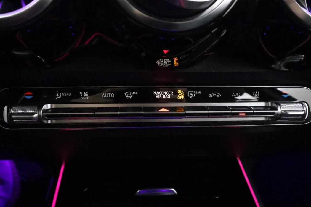 MERCEDES-BENZ EQB 2023