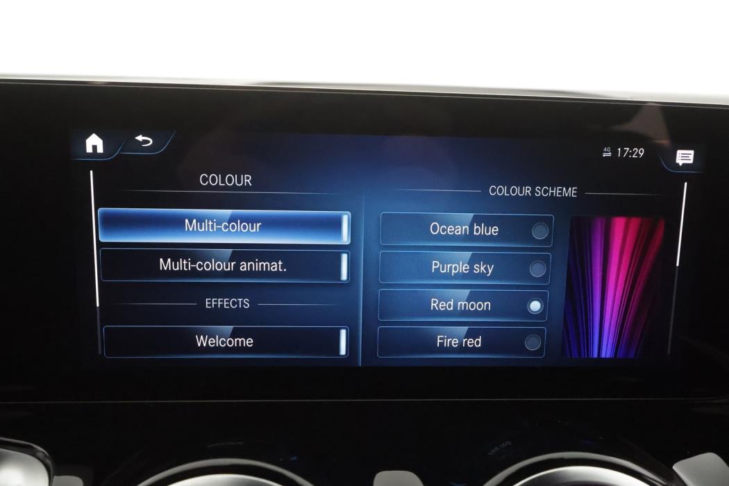 MERCEDES-BENZ EQB 2023
