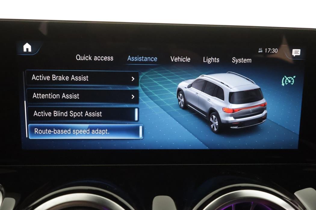 MERCEDES-BENZ EQB 2023