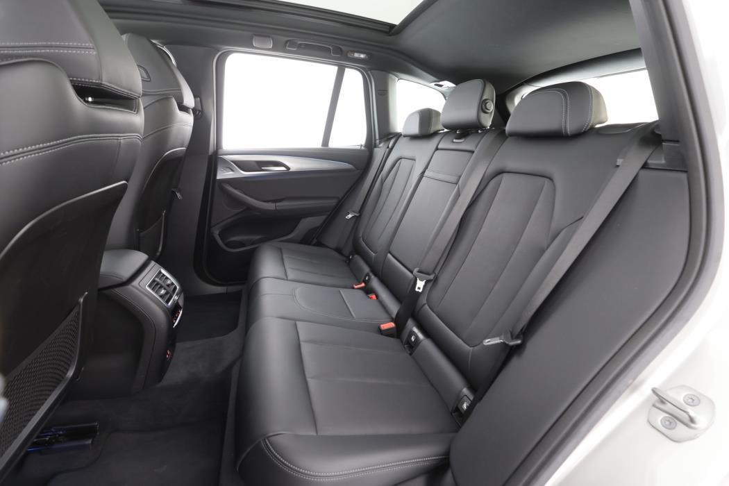 BMW IX3 2023
