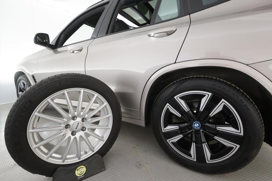 BMW IX3 2023