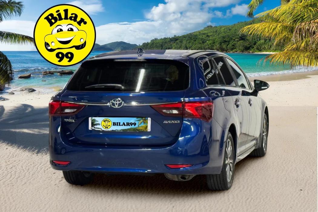 TOYOTA AVENSIS 2016