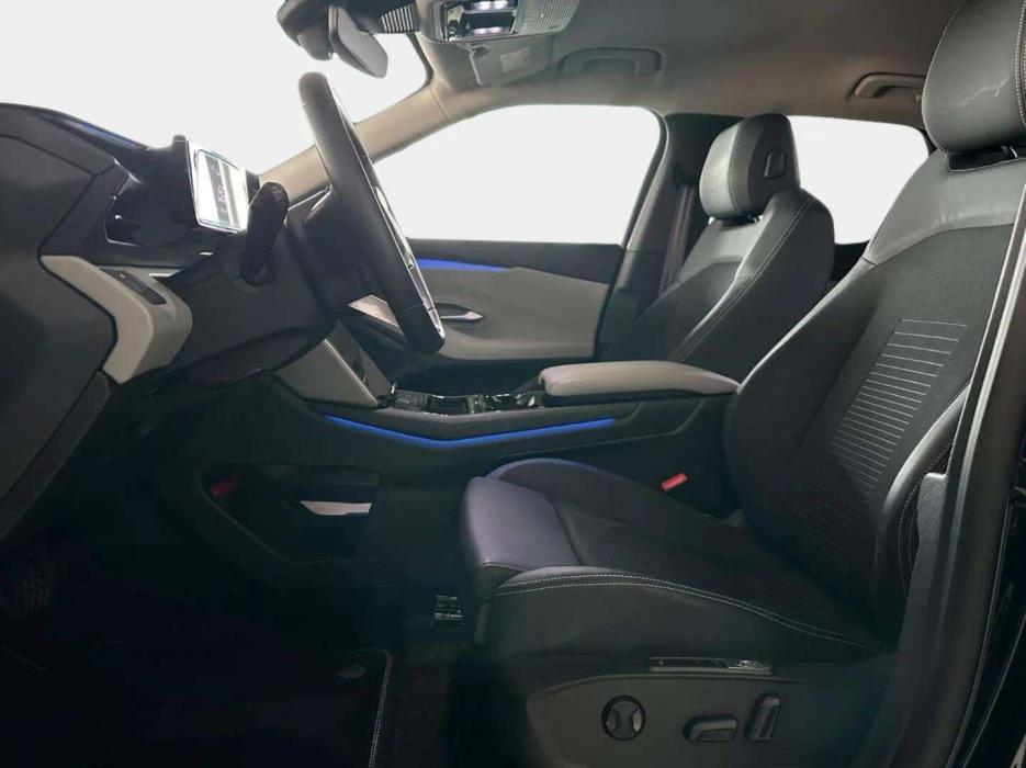 FORD EXPLORER 2024