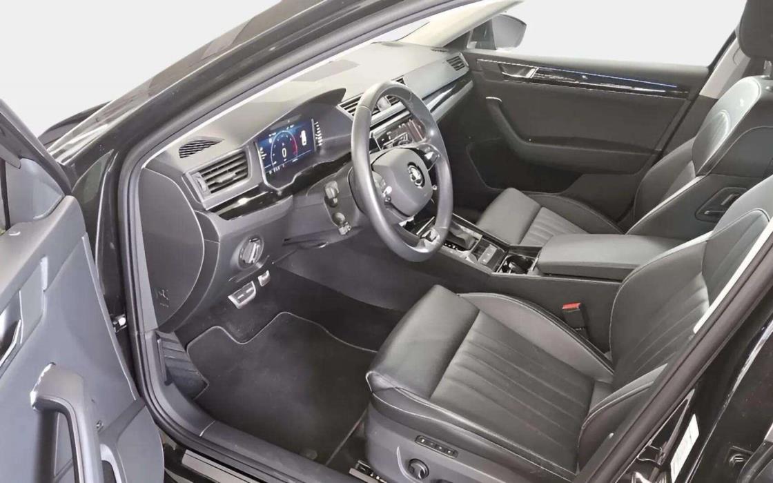 SKODA SUPERB 2023