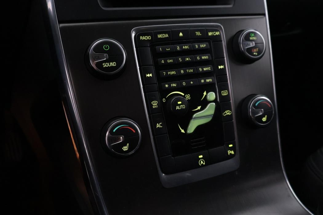 VOLVO V60 2013