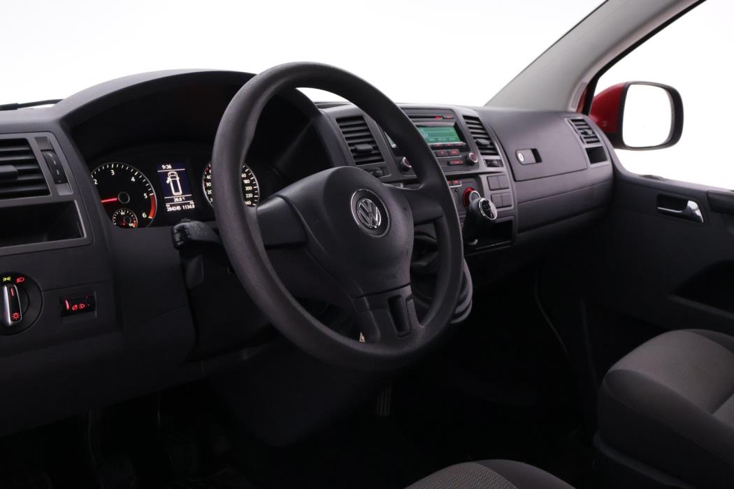 VOLKSWAGEN Caravelle 2014