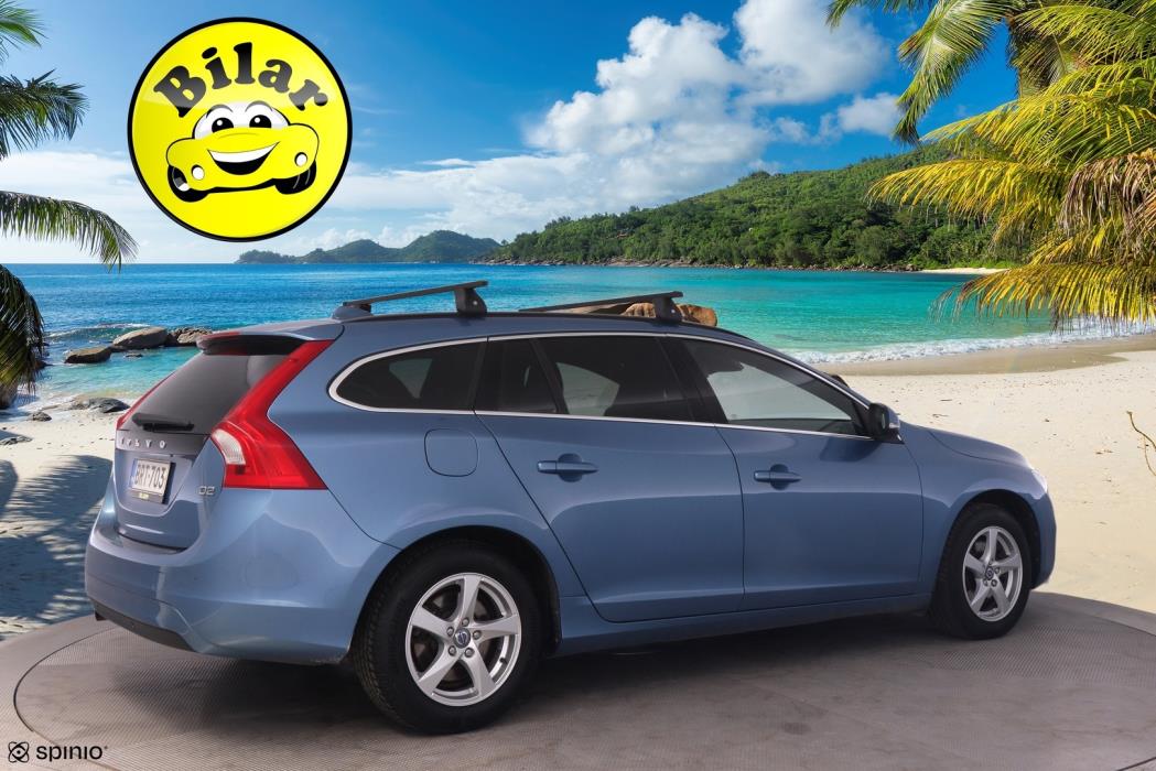 VOLVO V60 2015