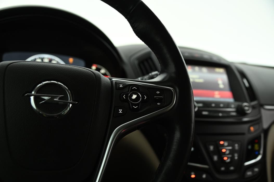 OPEL Insignia 2015