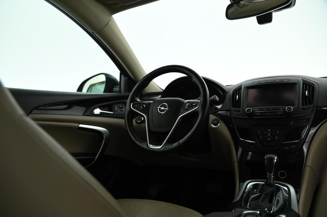 OPEL Insignia 2015