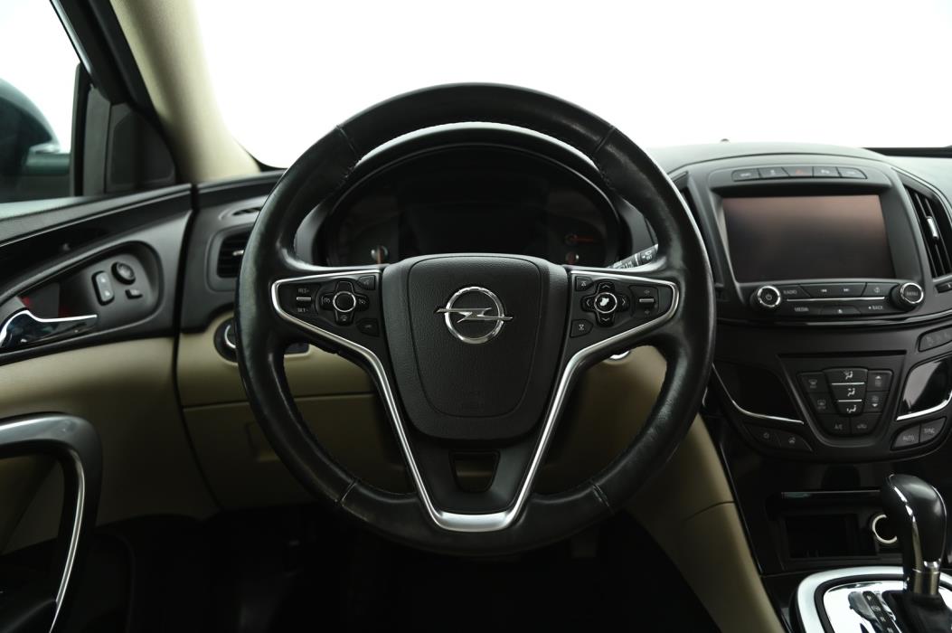 OPEL Insignia 2015