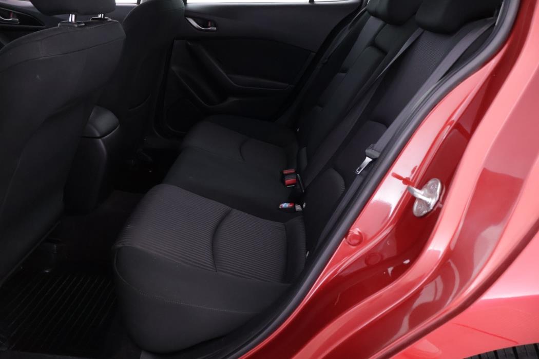 MAZDA Mazda3 2016