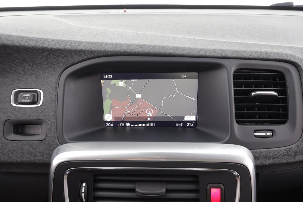 VOLVO V60 2017