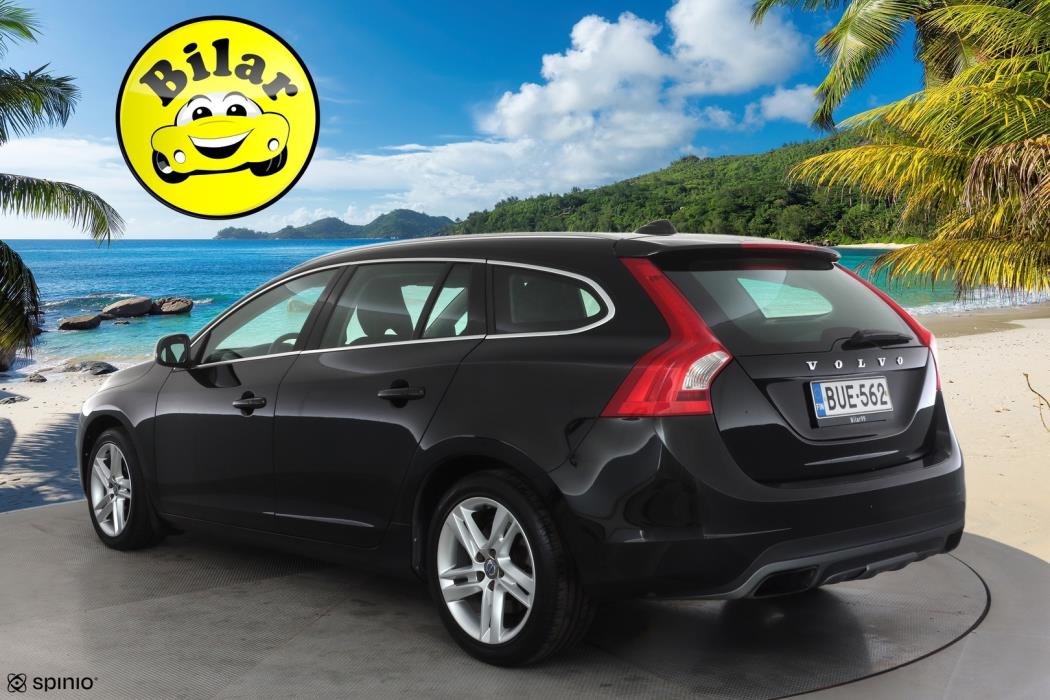 VOLVO V60 2017