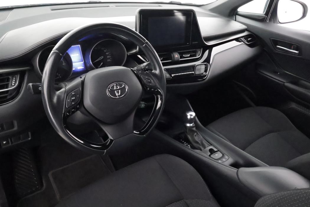 TOYOTA C-HR 2019