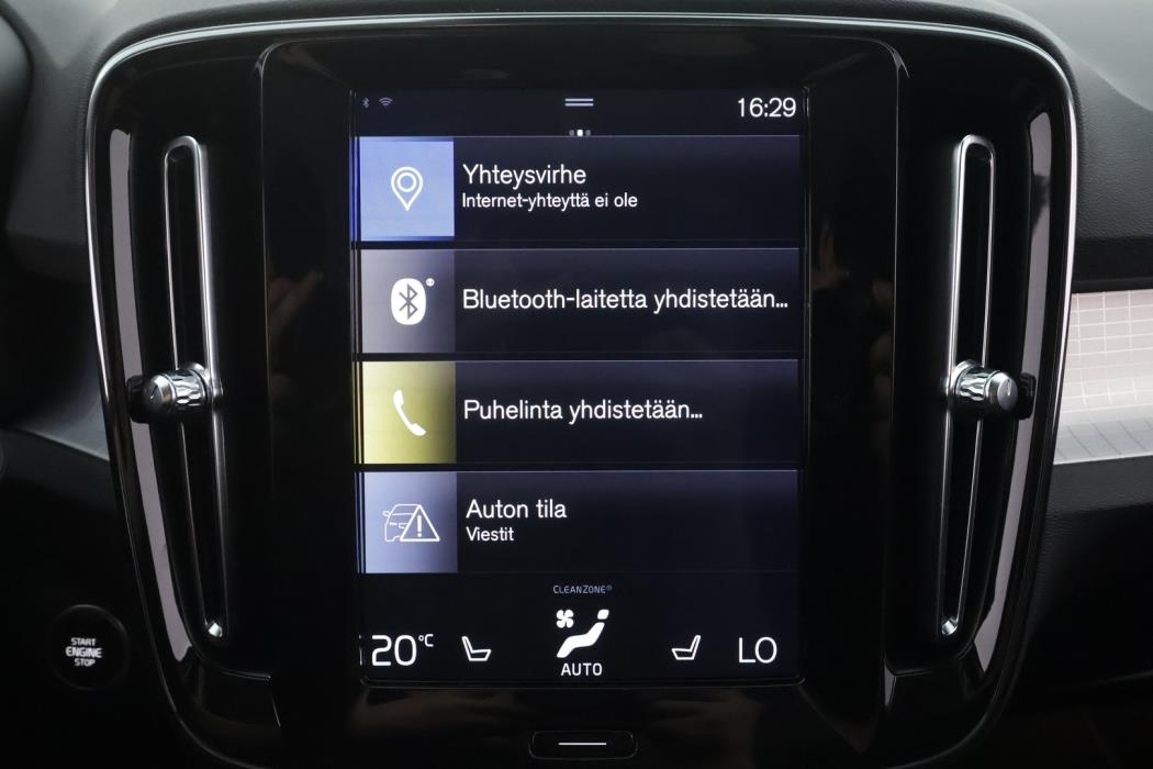 VOLVO XC40 2020