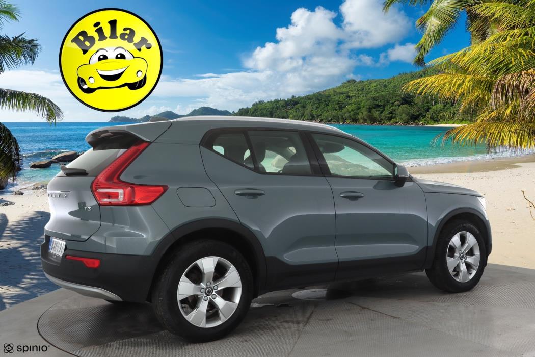 VOLVO XC40 2020