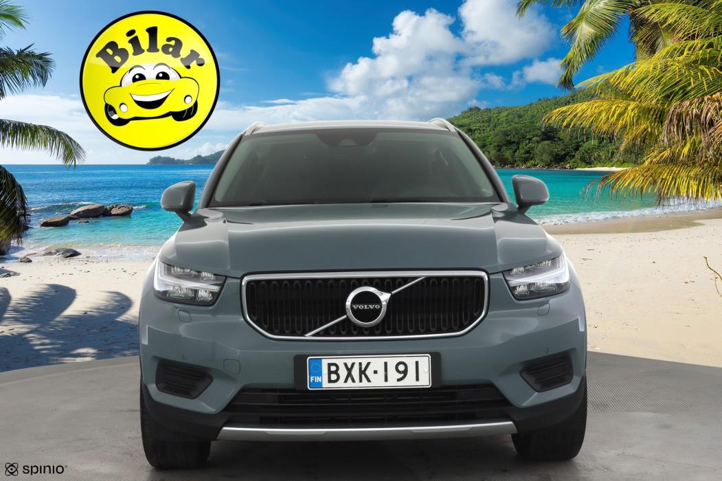 VOLVO XC40 2020