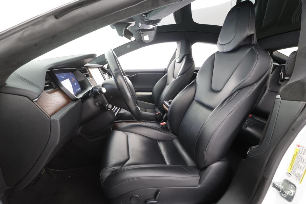 TESLA Model S 2019