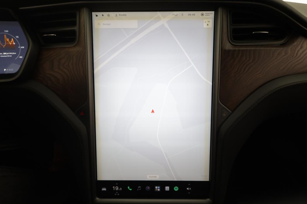 TESLA Model S 2019