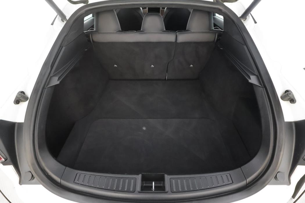 TESLA Model S 2019
