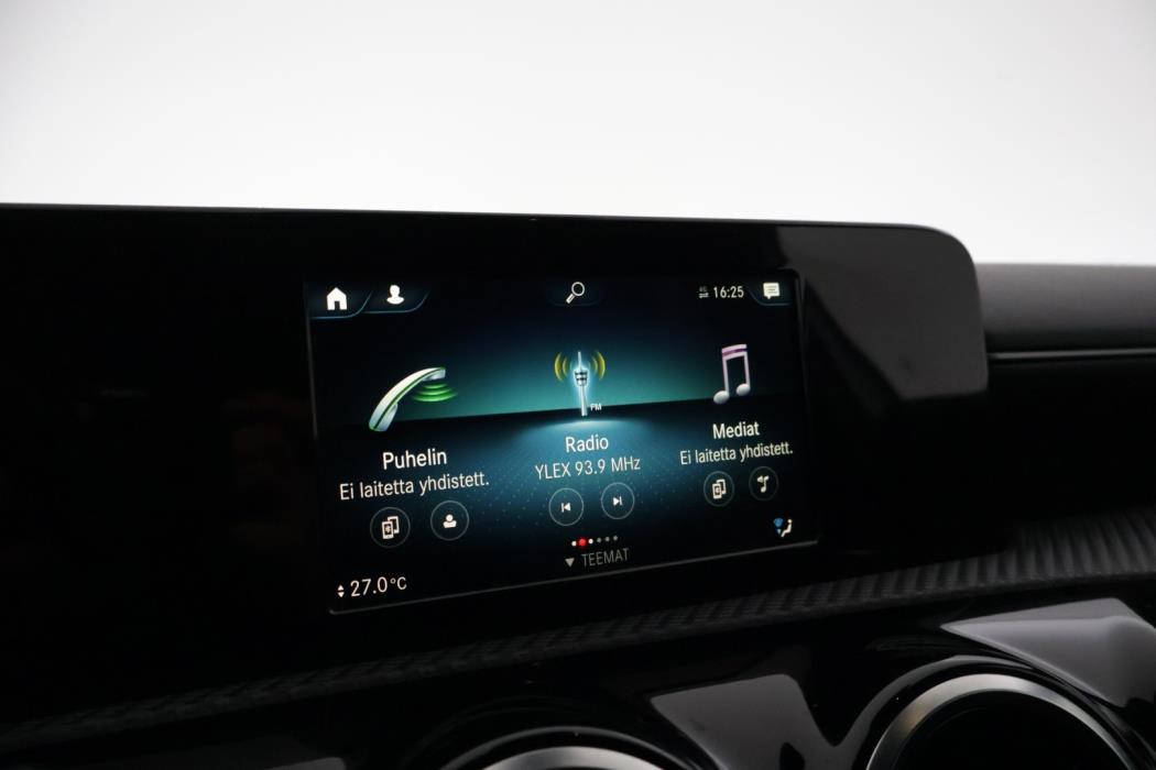 MERCEDES-BENZ A 2019