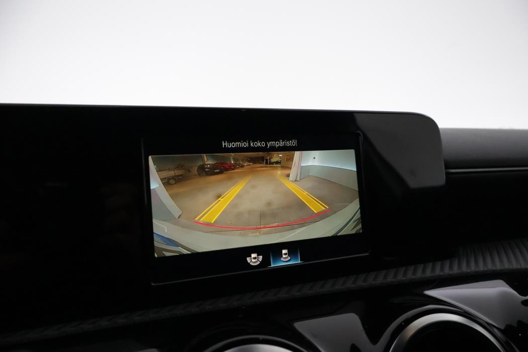 MERCEDES-BENZ A 2019