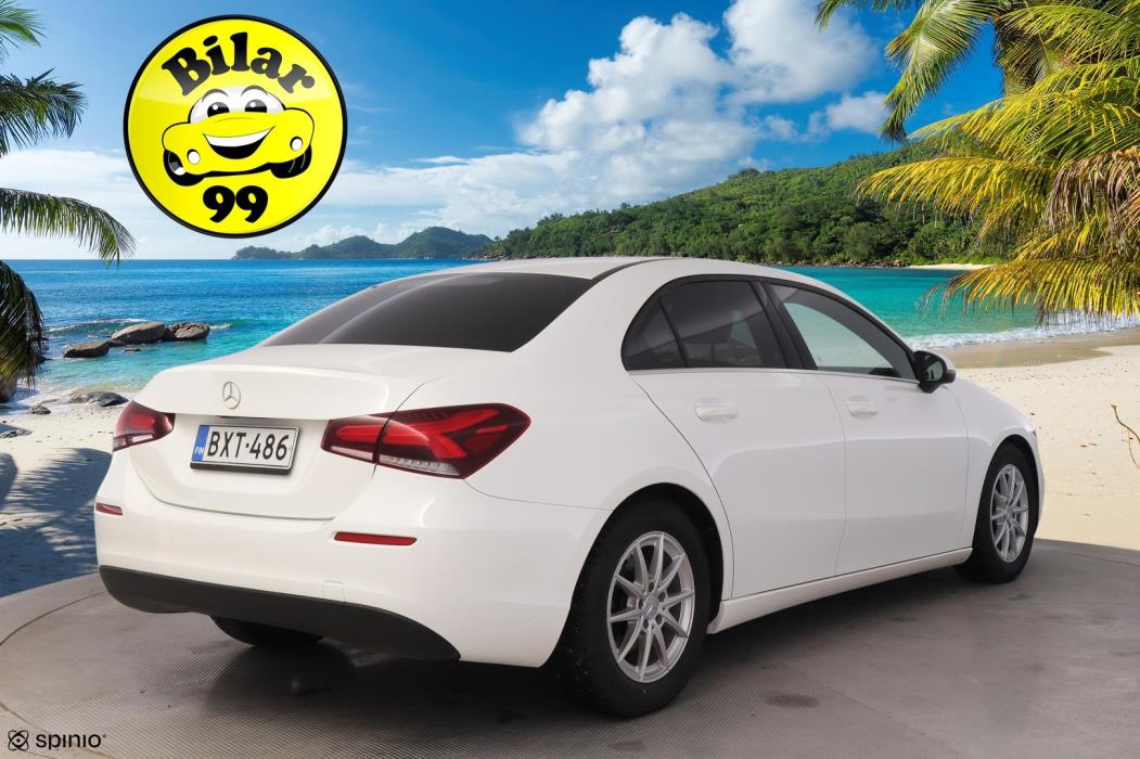 MERCEDES-BENZ A 2019