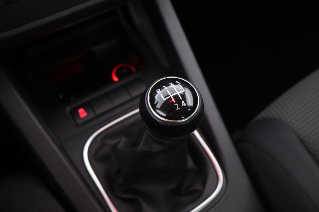 VOLKSWAGEN Jetta 2010