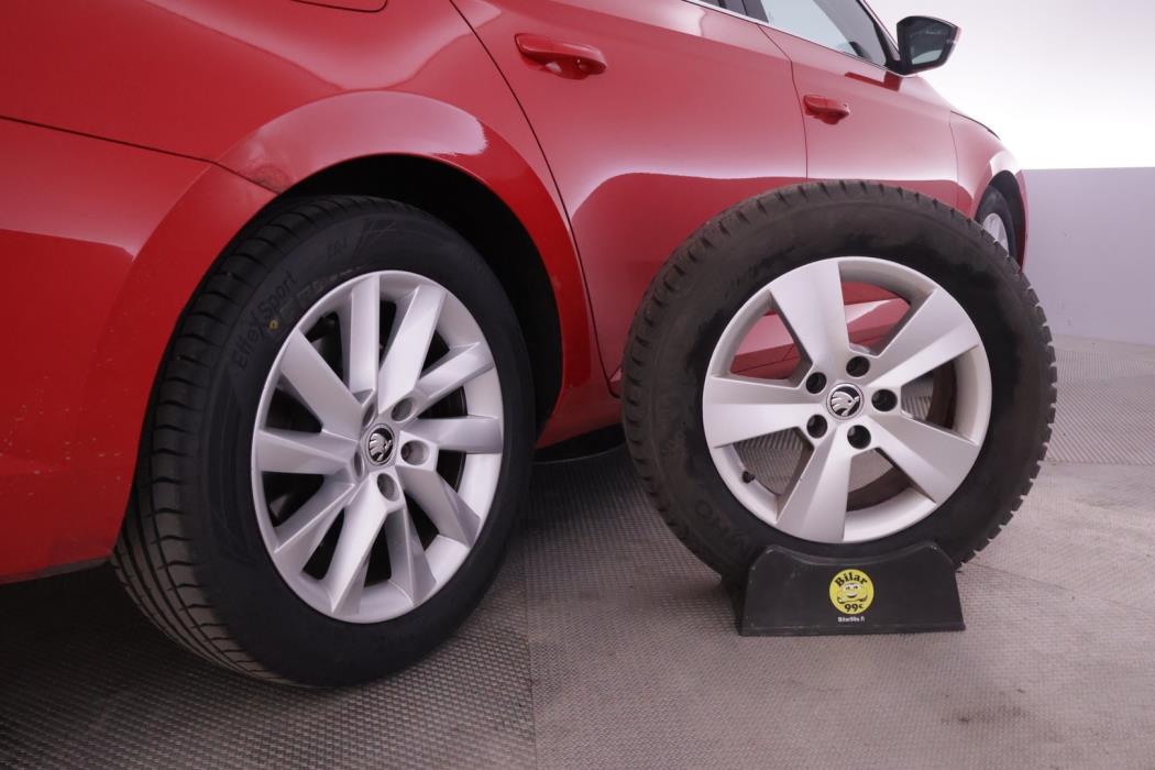 SKODA Superb 2016