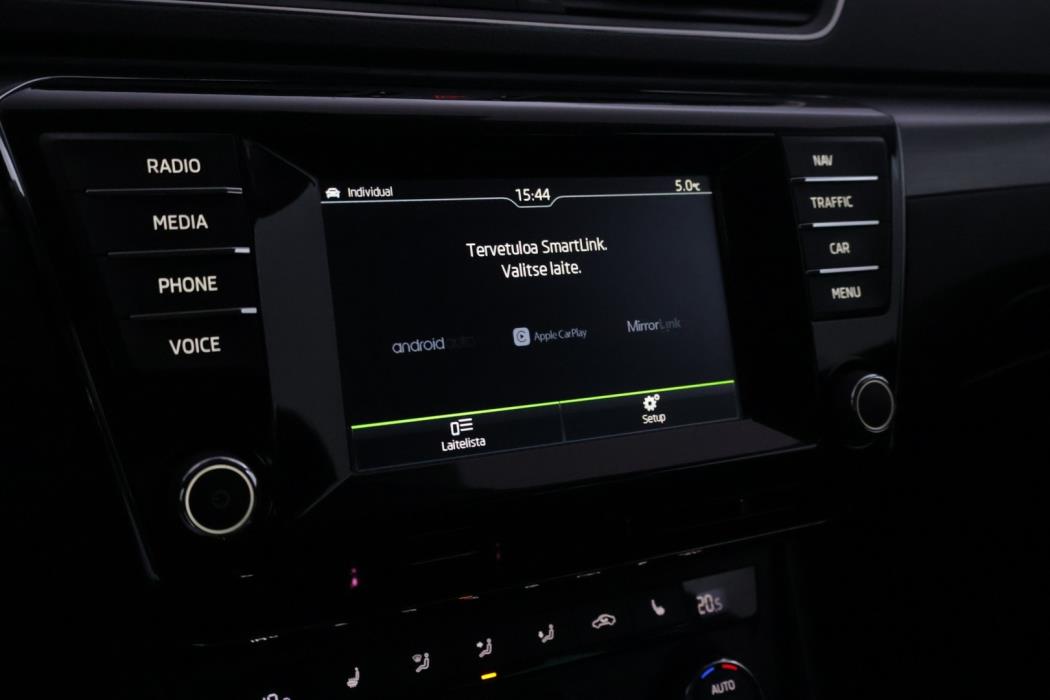 SKODA Superb 2016