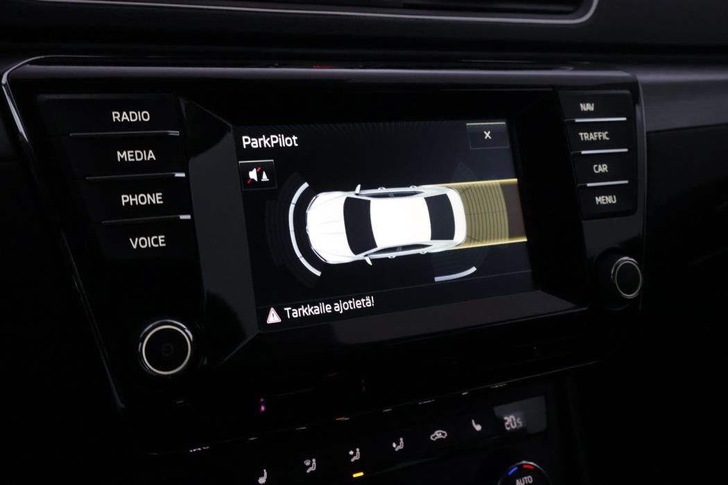 SKODA Superb 2016