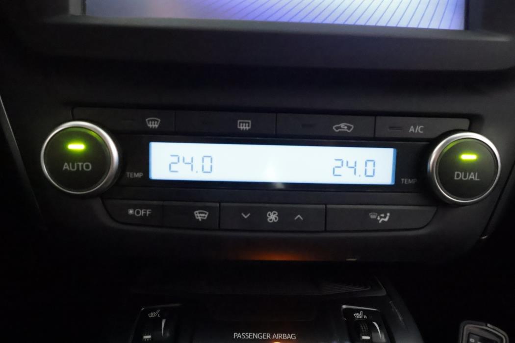 TOYOTA Avensis 2018