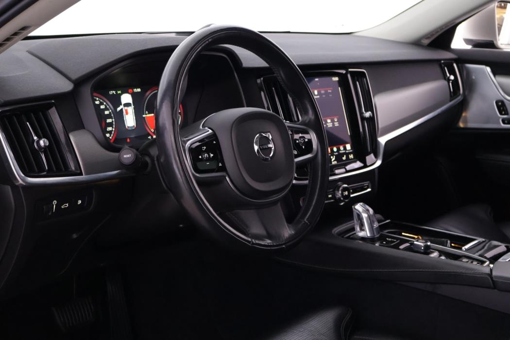 VOLVO V90 2018