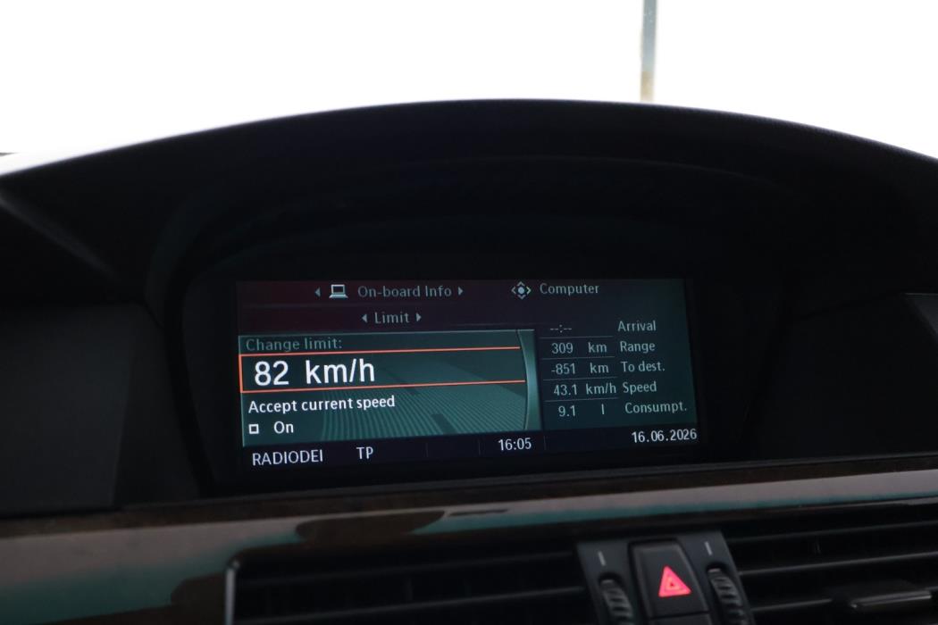 BMW 530 2005