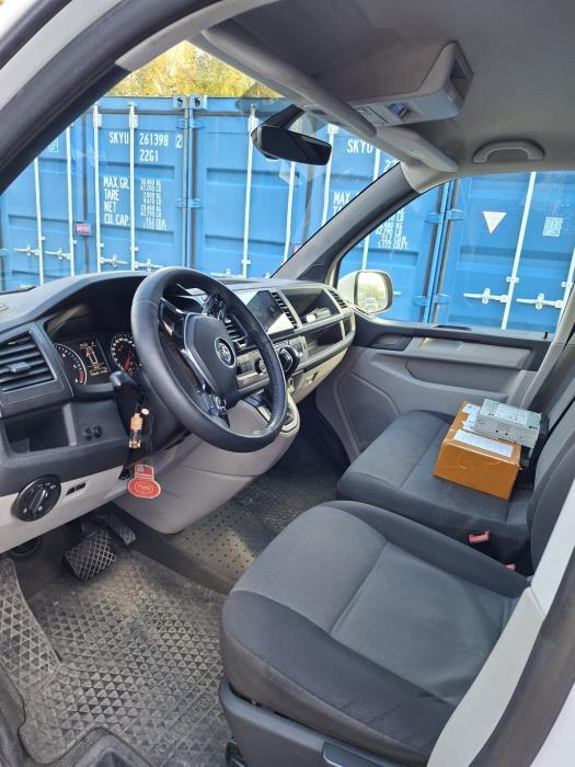 VOLKSWAGEN Transporter 2018