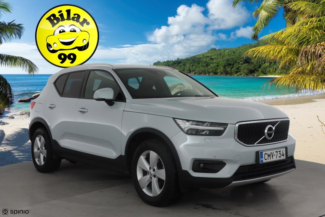 VOLVO XC40 2020