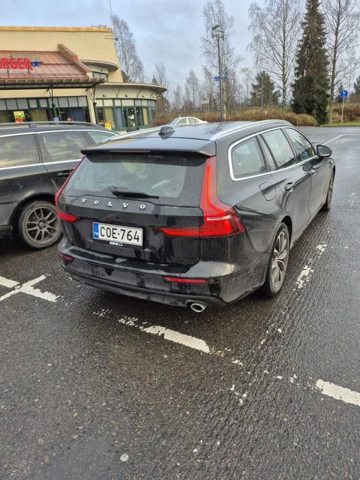 VOLVO V60 2019