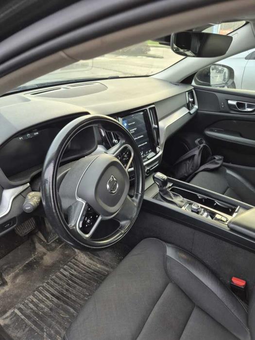 VOLVO V60 2019